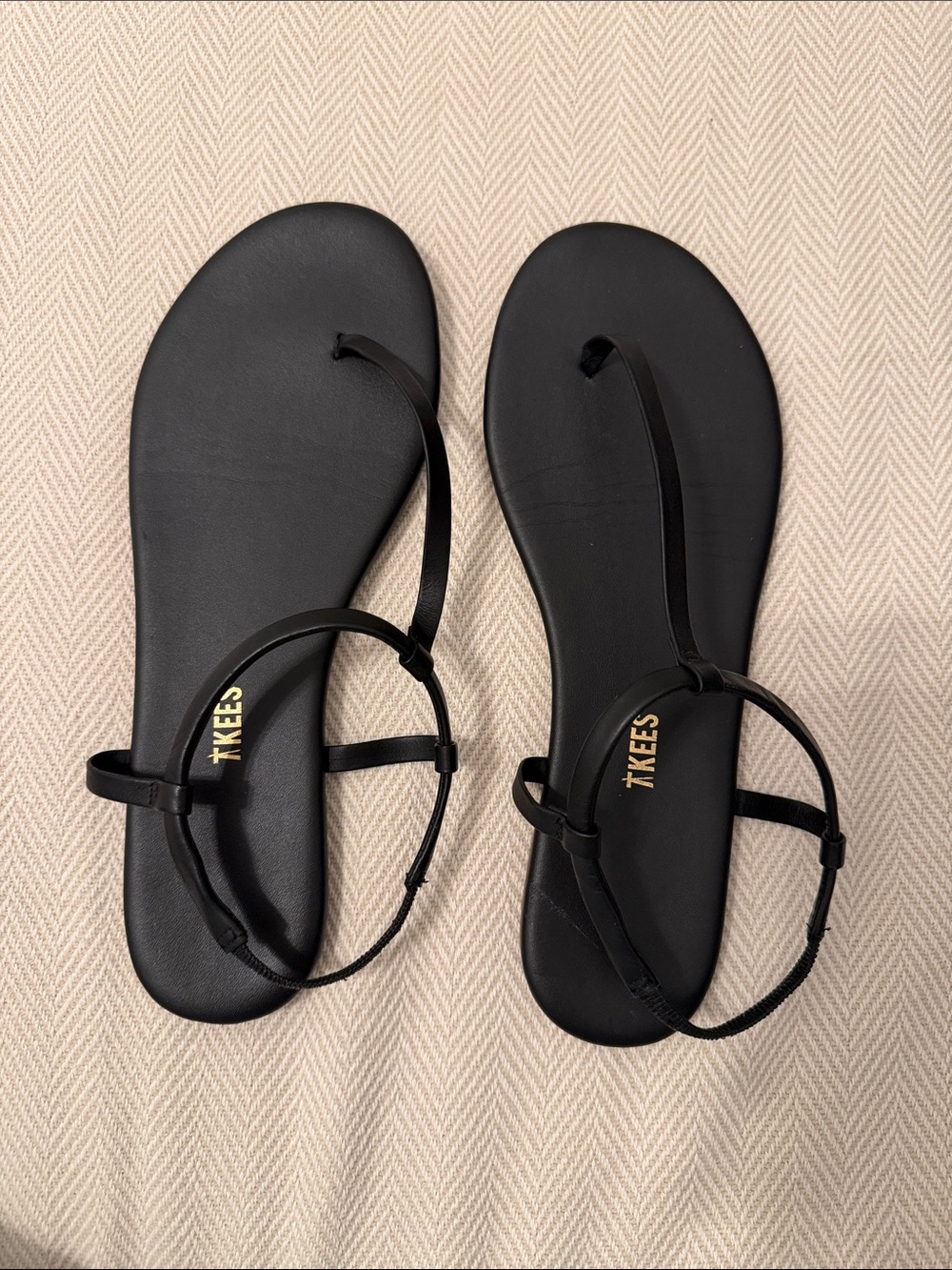 Tkees sandals size 40 - LIKE NEW!